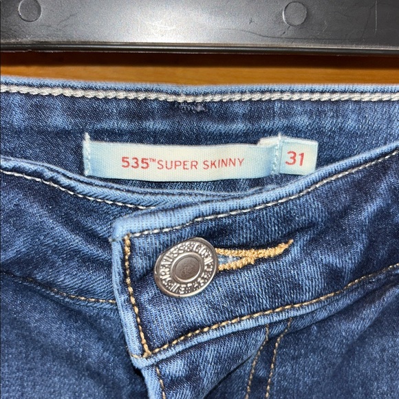 Levi’s GUC 535 Mid-Rise Super Skinny Jeans Size 31 in Medium Indigo Wash - Picture 11 of 14
